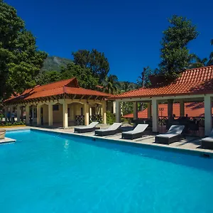 Cana Hotel